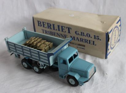 null "QUIRALU: Berliet GBO, Camion Benne Marrel"

Miniature de la marque de miniatures...