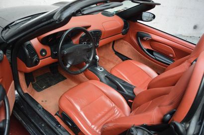 null 2000 PORSCHE BOXSTER TYPE 986

Châssis n° WPOZZZ98ZYS603074

1 main - 82 000...