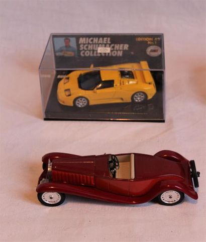 null "Miniatures Bugatti"

Trois Miniatures Bugatti au 1/43ème, on joint une miniature...