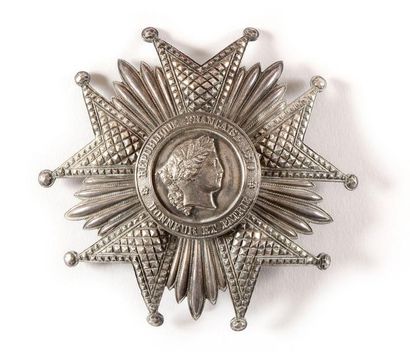 null FRANCE ORDRE DE LA LEGION D’HONNEUR, institué en 1802. Ensemble de grand croix...