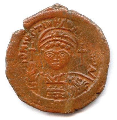 null lot de quatre folles byzantins en bronze de 40 nummi : Justinien (527 – 565)...
