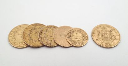 null LOT DE SIX PIECES en or jaune comprenant trois pièces de vingt Francs dont une...