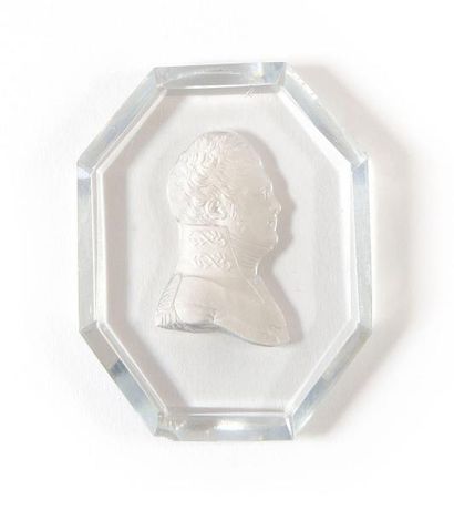 null Le Tsar Alexandre 1er, en uniforme. » Profil en cristalocérame, octogonal. 6,5...