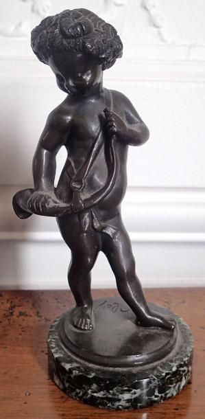 null D'après CLODION Statuette en bronze à patine verte représentant Bacchus enfant...