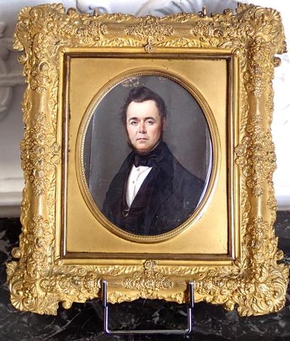 null Jules VERNET (1792-1843) Portrait d'homme en buste de trois quart en redingote...