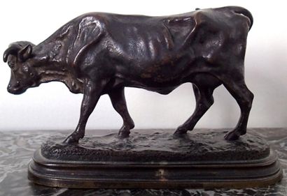 null Rosa BONHEUR (1822-1899) Vache Bronze à patine brune Trace de signature sur...