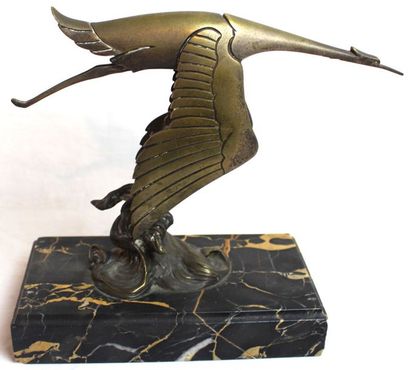  Francois Victor BAZIN (1897-1956) 
 « Trophée Hispano-Suiza » « Cigogne » 
Mascotte...