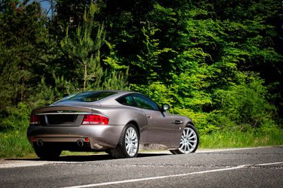 null 2004

ASTO N MARTIN

V12 VANQUISH

Seulement 23 200 KMS

Equipement audio LINN

Carte...