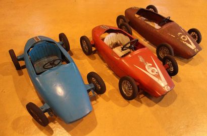null "Trois Honda F1- Automobiles pour enfants"


Trois automobiles à pédales identiques...