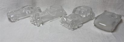 null " 4 modèles en cristal" Ensemble de 4 véhicules en cristal, verre blanc moulé...