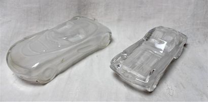 null " 4 modèles en cristal"

 Ensemble de 4 véhicules en cristal, verre blanc moulé...
