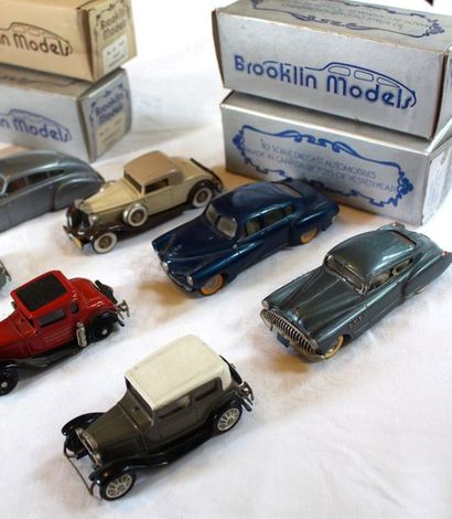 null "Miniatures BROOKLIN MODELS"

Lot de huit miniatures au 1/43ème de la marque...
