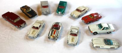 null "CORGI TOYS - Mercedes- Benz et Volvo"

Lot de onze miniatures au 1/43ème de...