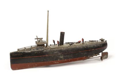 null MARKLIN « RAFALE » : Croiseur en tôle peinte noir et rouge, moteur à réaction...
