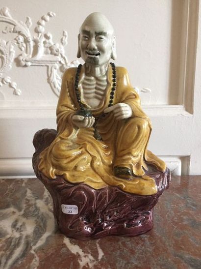 null CHINE Statue de sage chinois en porcelaine émaillée XIXème siècle Haut: 24,5...