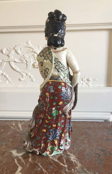 null CHINE Statue de sage chinois en porcelaine émaillée XIXème siècle Haut: 24,5...