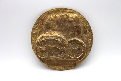 null "Trophée de la FFSA"


Plaque en bronze en bas-relief à motif de casque, volant...