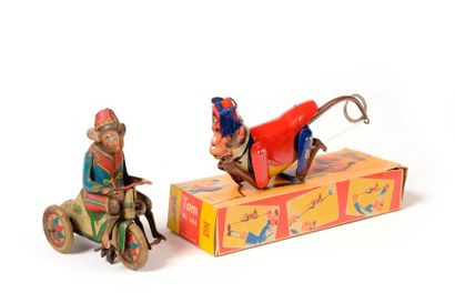 null Deux jouets mécaniques en tôle lithographiée dont « TOM » de LEHMANN et singe...