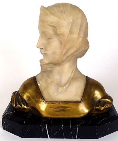 null ECOLE FRANCAISE vers 1900 Buste de Jeune fille Albâtre et bronze. Signé au dos...