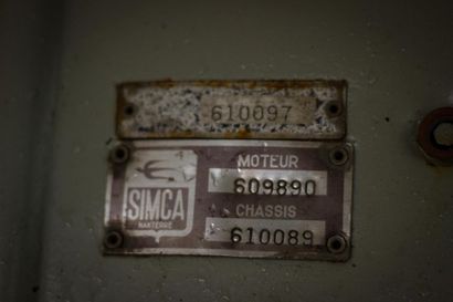 1949 SIMCA 6 DECOUVRABLE Numéro de série 610089

Historique connu depuis 1972

Carte...