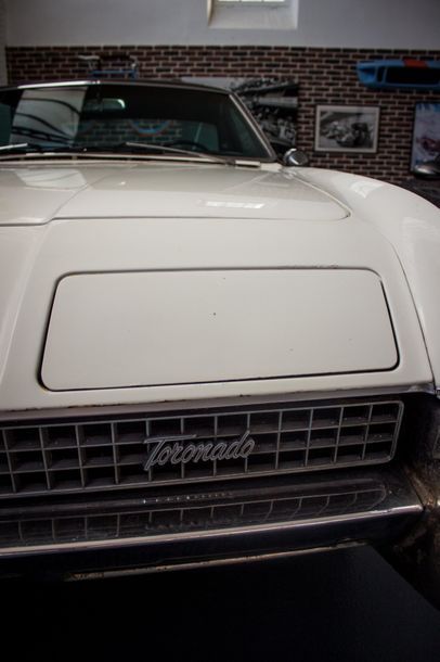 1967 OLDSMOBILE Toronado Numéro de série 396877M615590

Carte grise française de...