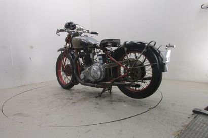 MOTOSACOCHE 500cc

Fondée à Acacias, Genève en 1901, Motosacoche doit son nom au...