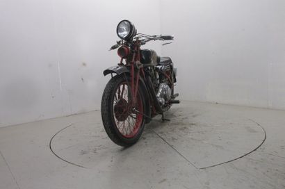 MOTOSACOCHE 500cc

Fondée à Acacias, Genève en 1901, Motosacoche doit son nom au...