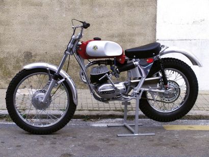 BULTACO Sammy Miller Replica

TYPE 10

N°de moteur : M1000472

La Bultaco Sherpa...