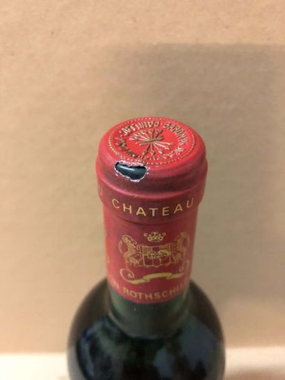 null 1 Blle Château MOUTON ROTHSCHILD (Pauillac) 1988 - Début épaule / CTLA