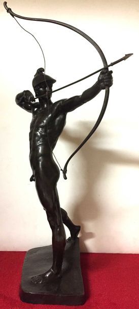 null Ernst Moritz GEYGER (1861-1941) L'archer casqué. Bronze à patine brune, signé...