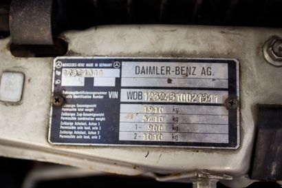 null 1983

MERCEDES-BENZ 230 CE

Numéro de série WDB12324310021341

Carte grise française

Présentée...