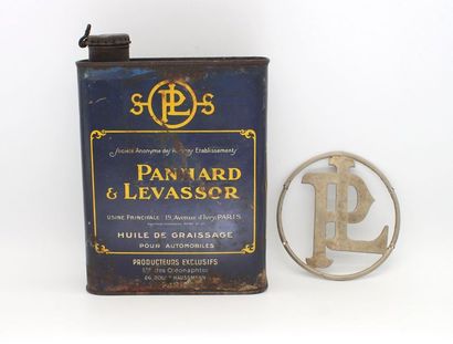  "Bidon Panhard & Levassor" 
Bidon d'huile de 2 Litres "Panhard & Levassor" pour...