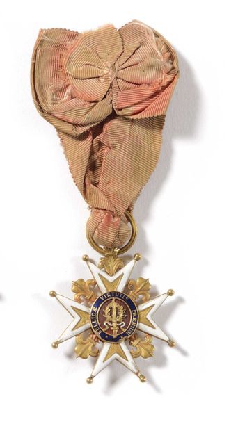 null FRANCE ORDRE DE SAINT LOUIS, créé en 1693. Croix de chevalier d’époque Restauration....