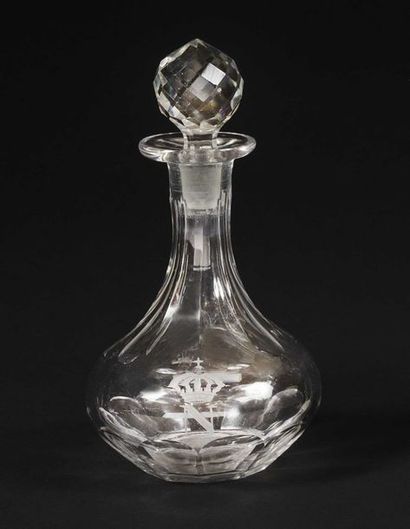 null Petite carafe à huile provenant du service de l’Empereur Napoléon III. En cristal,...