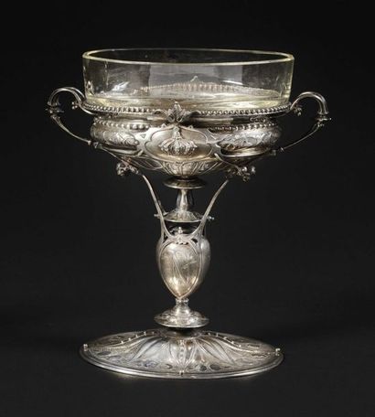 null Coupe à caviar provenant d’un service de l’Empereur Napoléon III. En argent,...