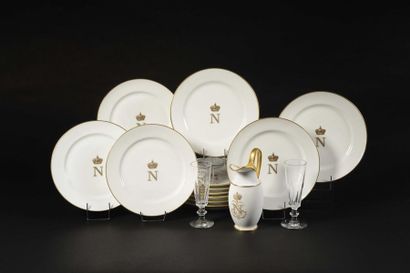null Service de l’Empereur Napoléon III Ensemble de 12 assiettes en porcelaine blanche...