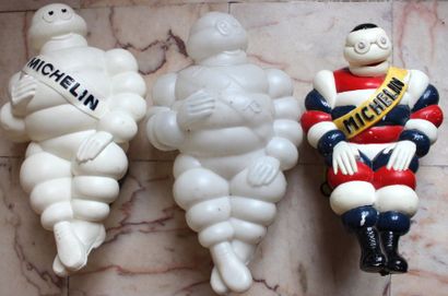 null "Figurines MICHELIN"

Ensemble de 3 figurines de la marque Michelin, en plastique....