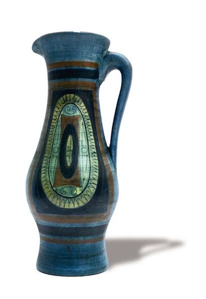 null JEAN DE LESPINASSE (1896-1979) Pichet balustre en céramique émaillée bleue à...
