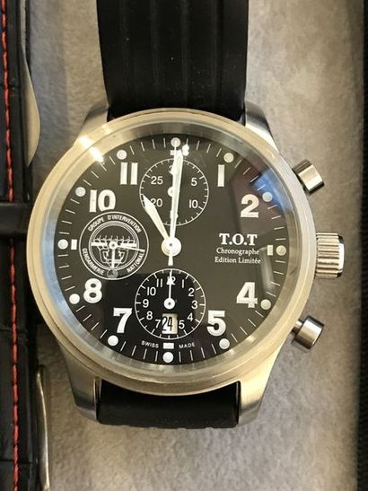 TIME ON TARGET ( T.O.T), serie GIGN 
Chronographe...