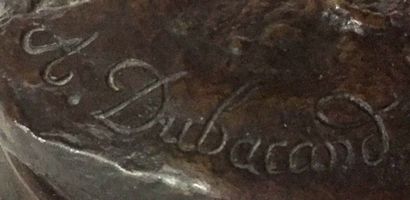 null Alfred DUBUCAND (1828-1894) Cerf Bronze Signé sur la terrasse 43 x 29 x 12 ...