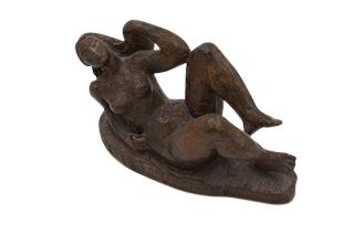 null LUCIEN GIBERT (1904-1988) Femme nue allongée Bronze patiné Signé et numéroté...