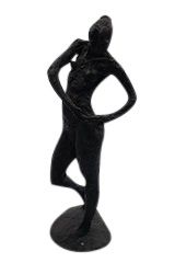 null ANDRE HOGOMMAT (1925-2015) Femme dansante Bronze patiné Signé sur la terrasse...