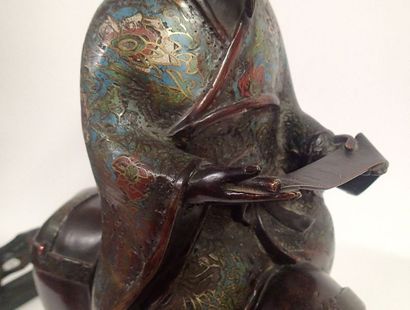  JAPON Groupe en bronze et bronze cloisonné représentant Toba sur sa mûle. Vers 1920-1930...