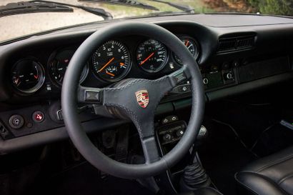 1983 Porsche 911 Type 930 Turbo 3.3 Numéro de série WPOZZZ93ZDS000656

135 000 kilomètres

Historique...