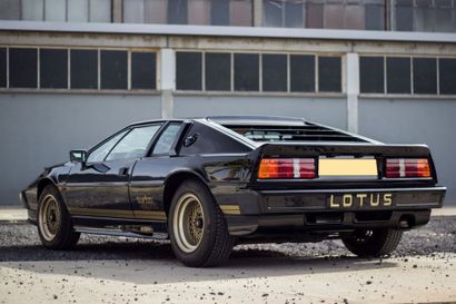 1985 Lotus Esprit S3 Turbo Numéro de série SCCFC20A7FHF60602

4ème sur 11 exemplaires...