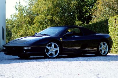 1996 Ferrari F355 Spider Numéro de série ZFFPR48B000102132

Boîte de vitesse mécanique

Historique...