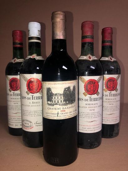 null 2 Blle CLOS DE TERREFORT (Bordeaux sup) 1978 - 1 épaule / 1 Mi épaule 1 Blle...