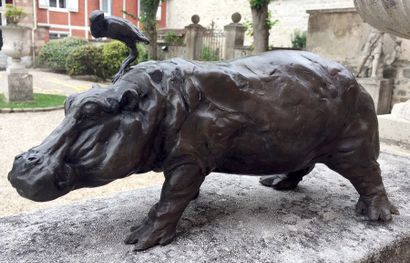 null Robert GODEFROY (1928-2001) Hippopotame Bronze 19 x 41 cm