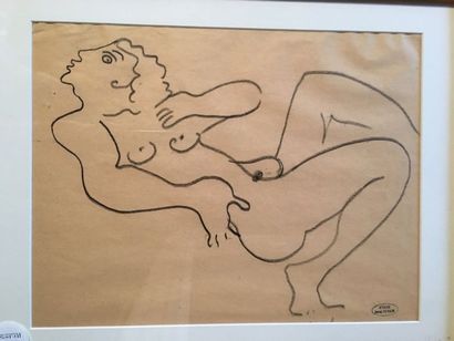 null André DERAIN (1880-1954) Femme nue couchée Fusain sur papier Cachet Atelier...