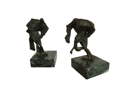 null BARGALLO Quatre petites sculptures en bronze Signées Datées 90 Numérotées 2/8,...